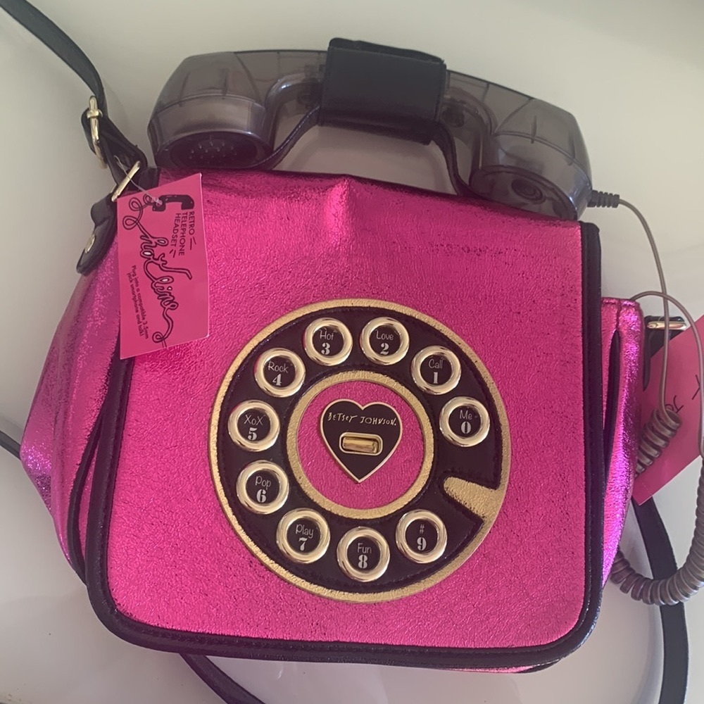 NWT! Betsey Johnson Phone Hot Line Crossbody Purse Fuchsia